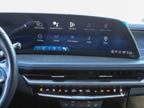 Used 2024 Cadillac XT4 Sport w/ Cold Weather Package FWD image 17