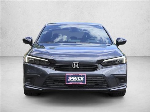Used 2022 Honda Civic Sport image 2