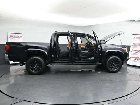 Used 2019 Toyota Tacoma SR5 image 41