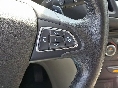 Used 2017 Ford Escape Titanium image 22