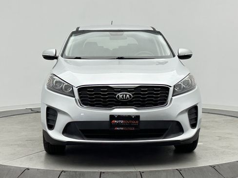Used 2020 Kia Sorento AWD V6 image 2