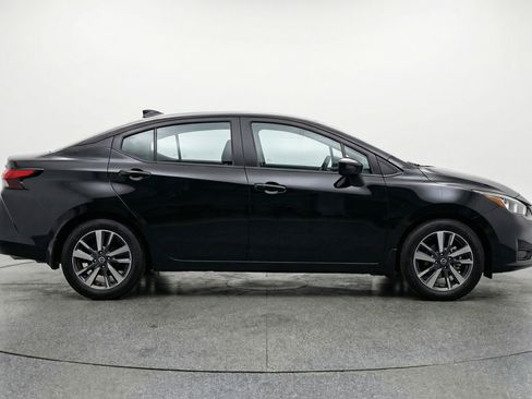 Used 2025 Nissan Versa SV FWD image 11
