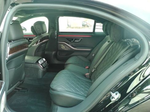 Used 2024 Mercedes-Benz S 580e 4MATIC Sedan image 21