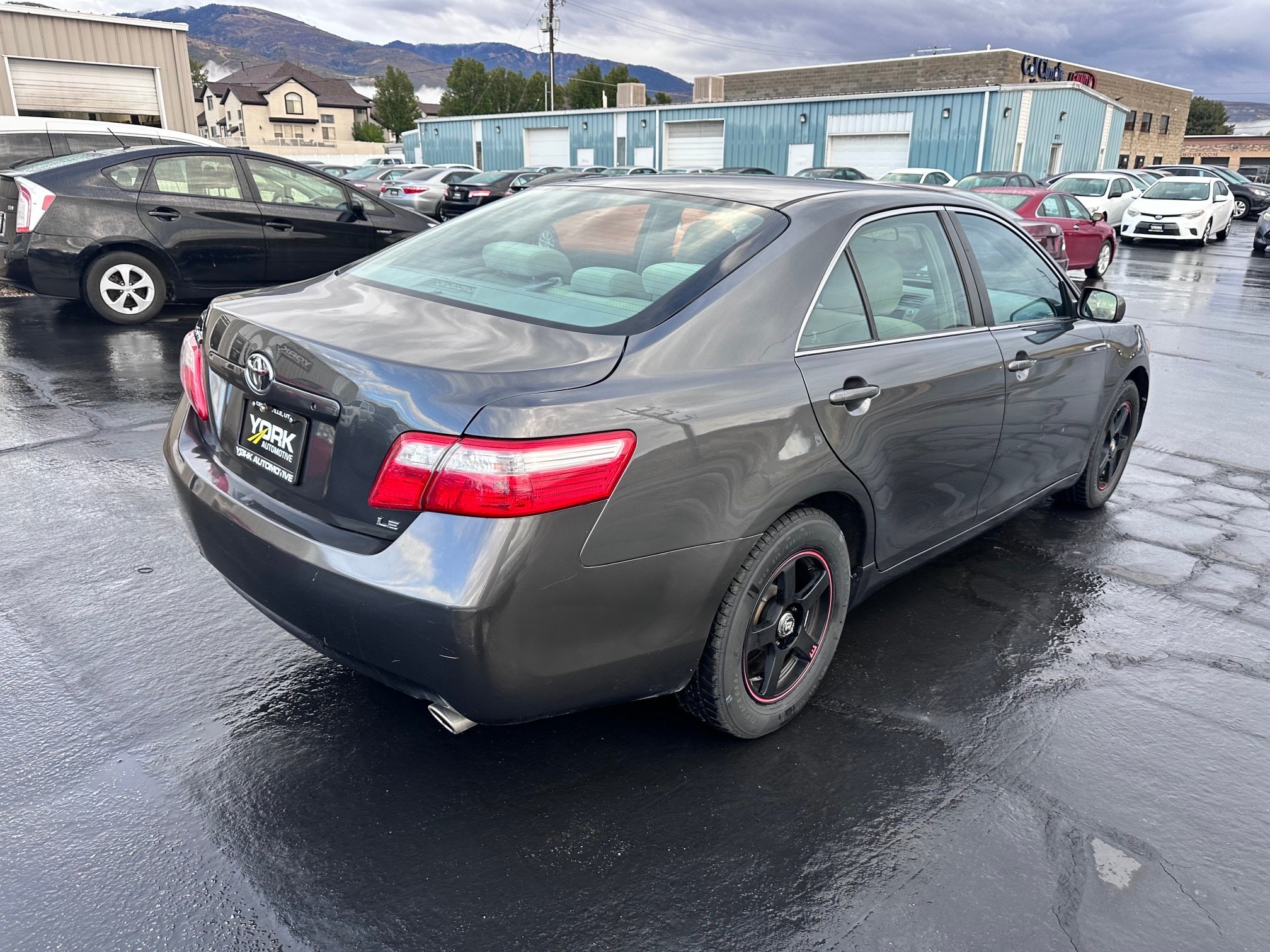 Used 2008 Toyota Camry LE FWD image 3