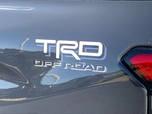 New 2026 Toyota Tacoma TRD Off-Road AWD/4WD image 17