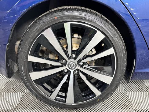 Used 2020 Nissan Altima 2.5 SR FWD image 32