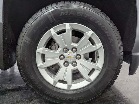 Used 2018 Chevrolet Colorado LT image 6