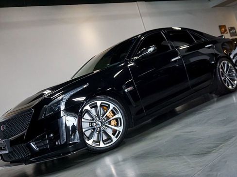 Used 2016 Cadillac CTS V image 90