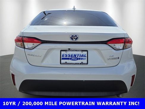 Used 2024 Toyota Corolla LE image 4