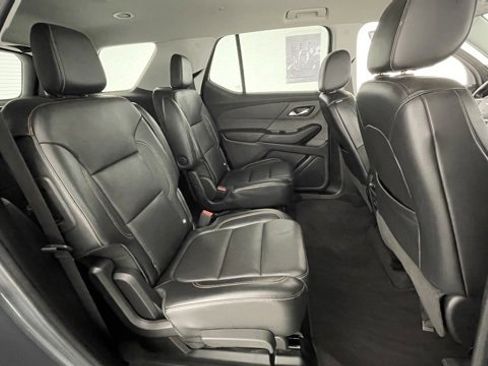 Used 2018 Chevrolet Traverse LT image 48