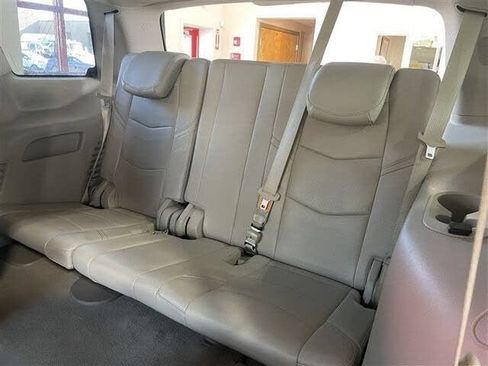Used 2020 Cadillac Escalade Luxury AWD/4WD image 33