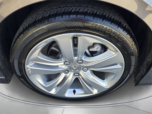 Used 2023 Acura TLX w/ Technology Package image 9