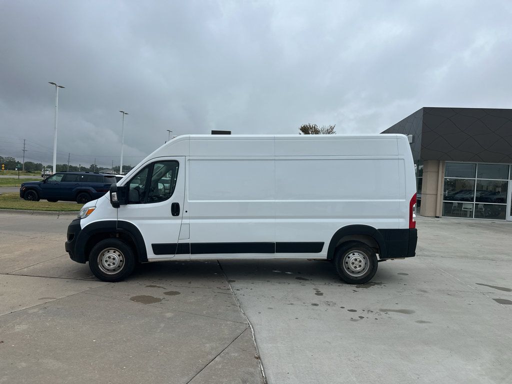 Used 2023 RAM ProMaster 2500 FWD image 9