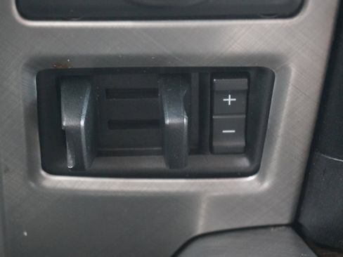 Used 2019 Ford F150 Limited w/ Trailer Tow Package image 24