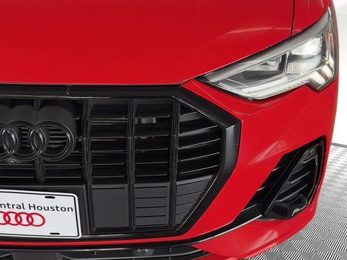 Certified 2024 Audi Q3 2.0T Premium Plus AWD/4WD image 11