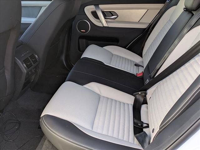 New 2026 Land Rover Discovery Sport Landmark AWD/4WD image 17