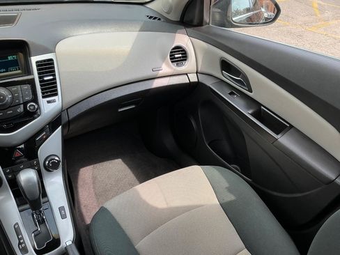 Used 2012 Chevrolet Cruze LS w/ Connectivity Package FWD image 18