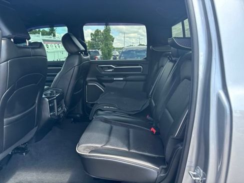 Used 2022 RAM 1500 Laramie AWD/4WD image 16