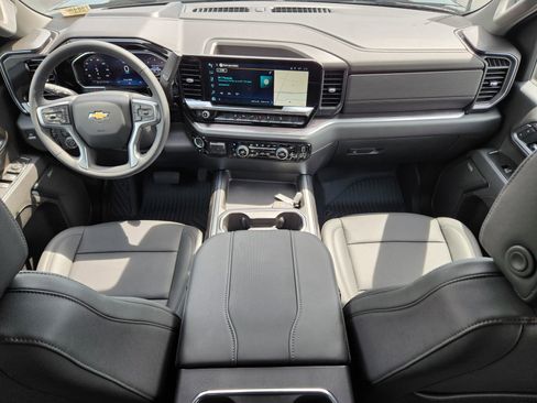 New 2026 Chevrolet Silverado 2500 LTZ w/ LTZ Convenience Package AWD/4WD image 10