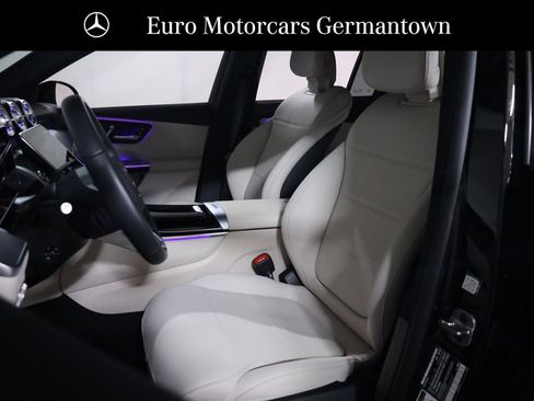 Used 2026 Mercedes-Benz GLC 300 4MATIC image 29