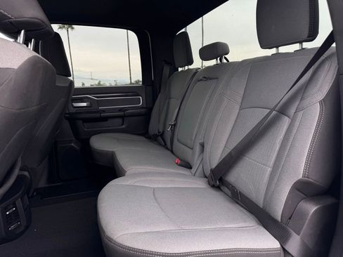 Used 2023 RAM 2500 Big Horn w/ Level 1 Equipment Group image 4