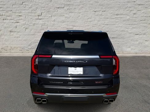 Used 2025 GMC Yukon Denali image 6