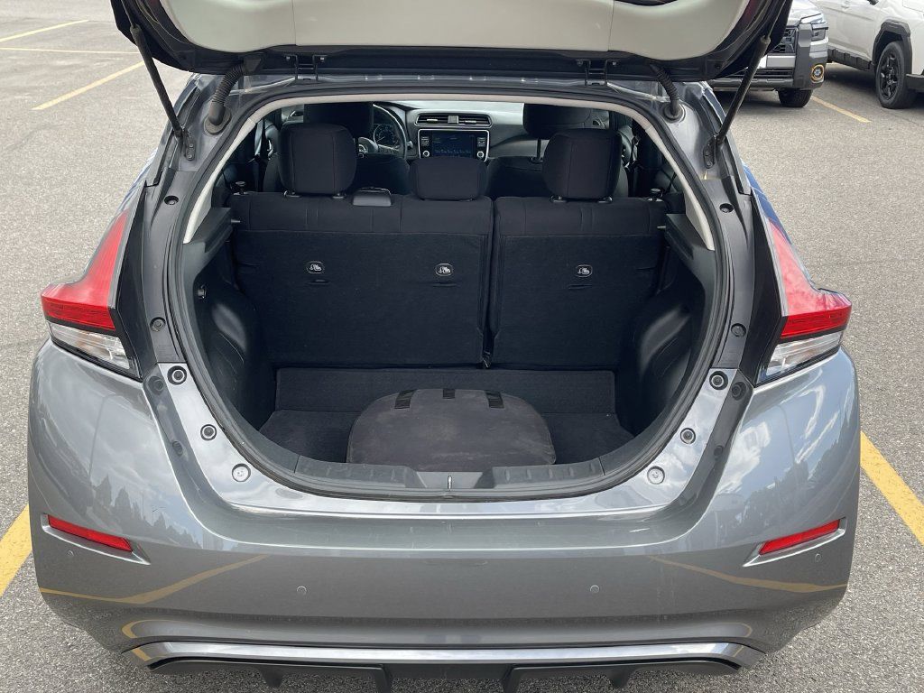 Used 2025 Nissan Leaf S FWD image 41