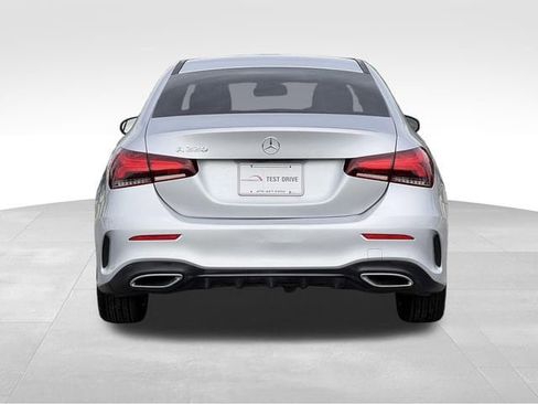 Used 2020 Mercedes-Benz A 220 w/ AMG Line image 4