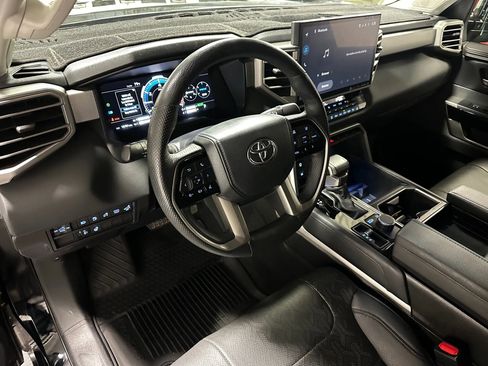 Used 2024 Toyota Tundra Limited image 7