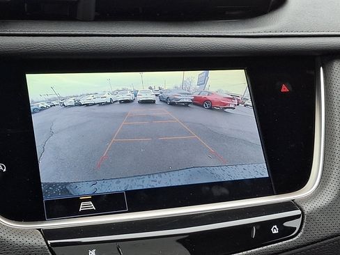 Used 2025 Cadillac XT5 Premium Luxury image 19