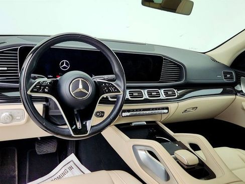Used 2024 Mercedes-Benz GLE 350 4MATIC image 12