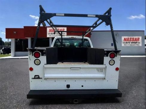Used 2016 Ford F250 XL w/ Power Equipment Group RWD image 4