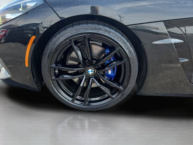 Used 2022 BMW Z4 M40i w/ Premium Package RWD image 32