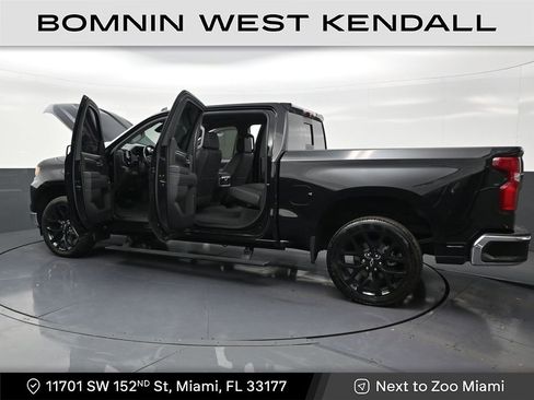 Used 2025 Chevrolet Silverado 1500 LTZ w/ Technology Package image 31