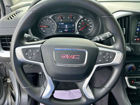 Used 2024 GMC Terrain SLE AWD/4WD image 29