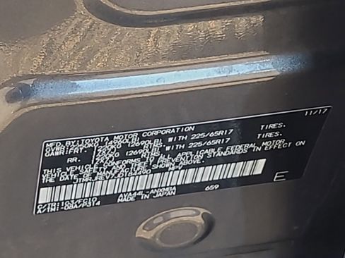 Certified 2018 Toyota RAV4 LE Plus image 33