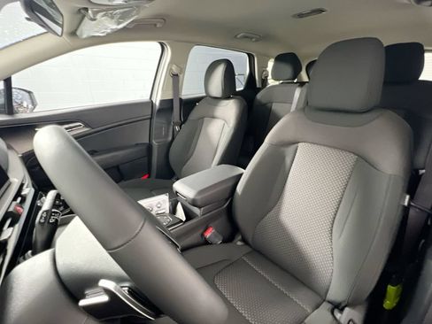 New 2026 Kia Sportage LX FWD image 14