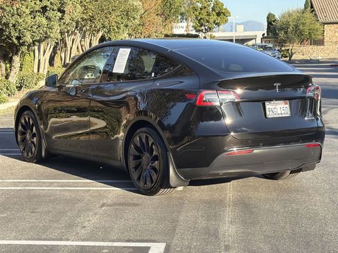 Used 2021 Tesla Model Y Performance image 6