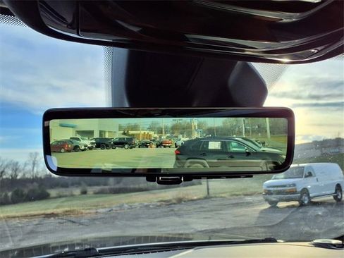 Used 2023 Jeep Grand Cherokee Summit image 82