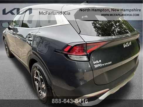 Used 2023 Kia Sportage LX AWD/4WD image 5