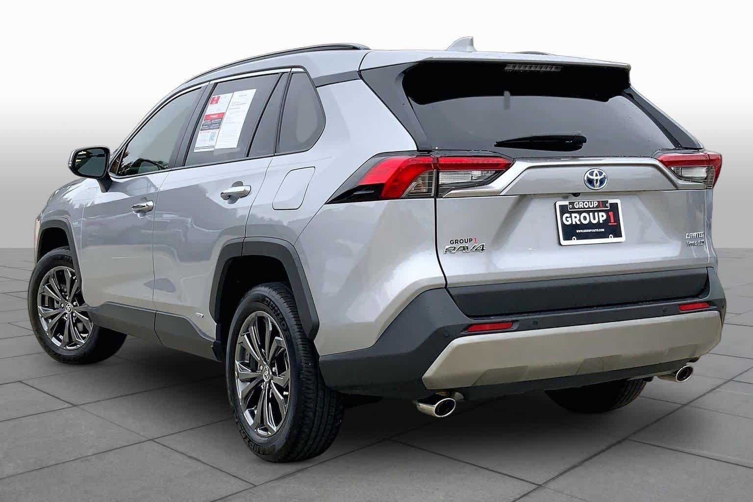 Used 2024 Toyota RAV4 Limited AWD/4WD image 12