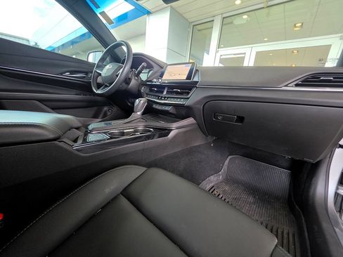 Used 2025 Cadillac CT4 Luxury AWD/4WD image 37