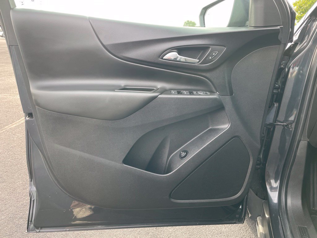Used 2022 Chevrolet Equinox LT AWD/4WD image 18