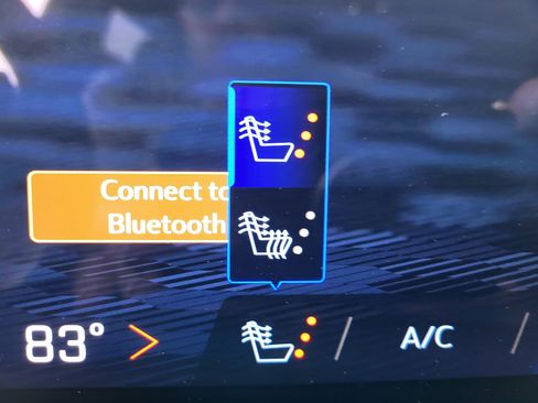 Certified 2025 Chevrolet Tahoe Z71 image 32