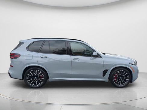 New 2026 BMW X5 xDrive50e image 11