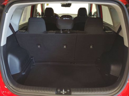 Certified 2025 Kia Soul LX w/ LX Technology Package FWD image 23