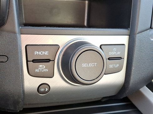 Used 2015 Honda Pilot SE image 19