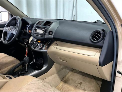 Used 2012 Toyota RAV4 FWD w/ Value Pkg image 28