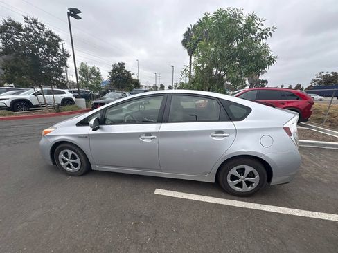 Used 2015 Toyota Prius Two FWD image 10