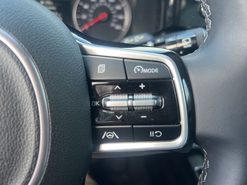 Certified 2023 Kia Sorento S image 59